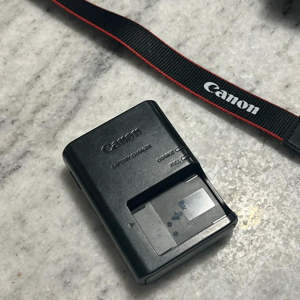 Canon EOS M50 Mark II Digital Camera with 15-45 mm Lens